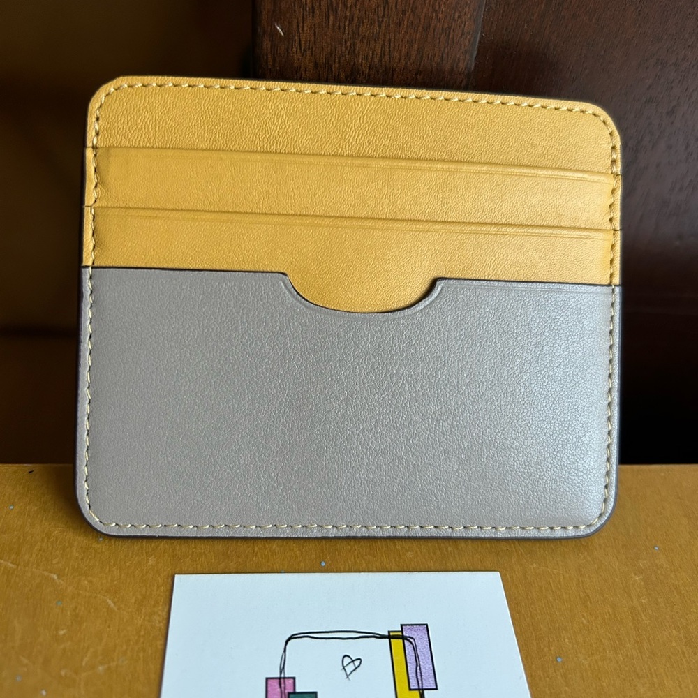 Patent of Heart Leather Card Holder Color Block - Picture 2 of 6